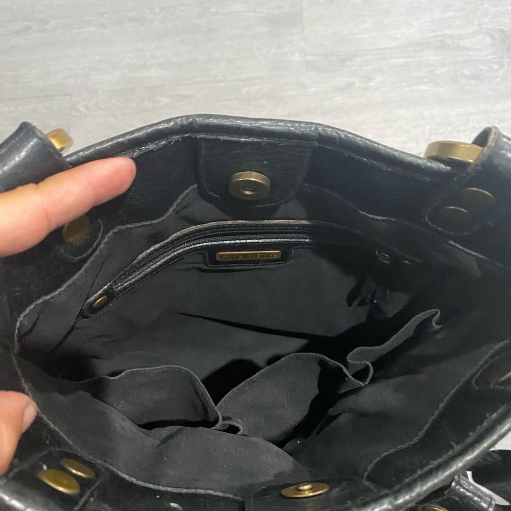 Isabella Fiore Handbag - Picture 6 of 8